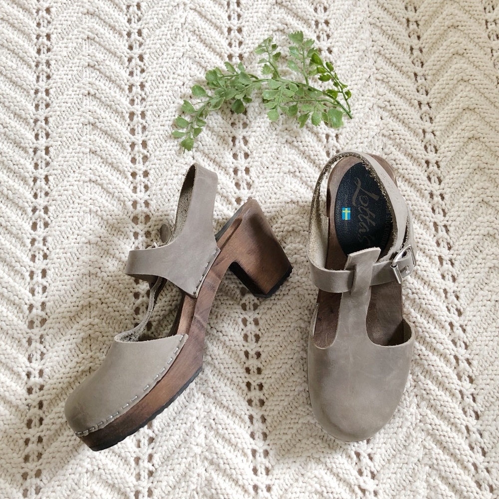 Lotta Stockholm Highwood T-Bar/T-Strap Taupe Clogs Nubuck Leather Size 7.5/38